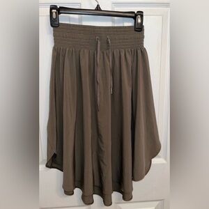 Lululemon Women’s ‘The Everyday Skirt’ Sage/Olive Lightweight Skirt